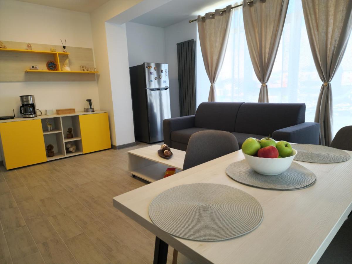 Cristalex Aparthotel & Spa Mamaia Nord Năvodari Buitenkant foto