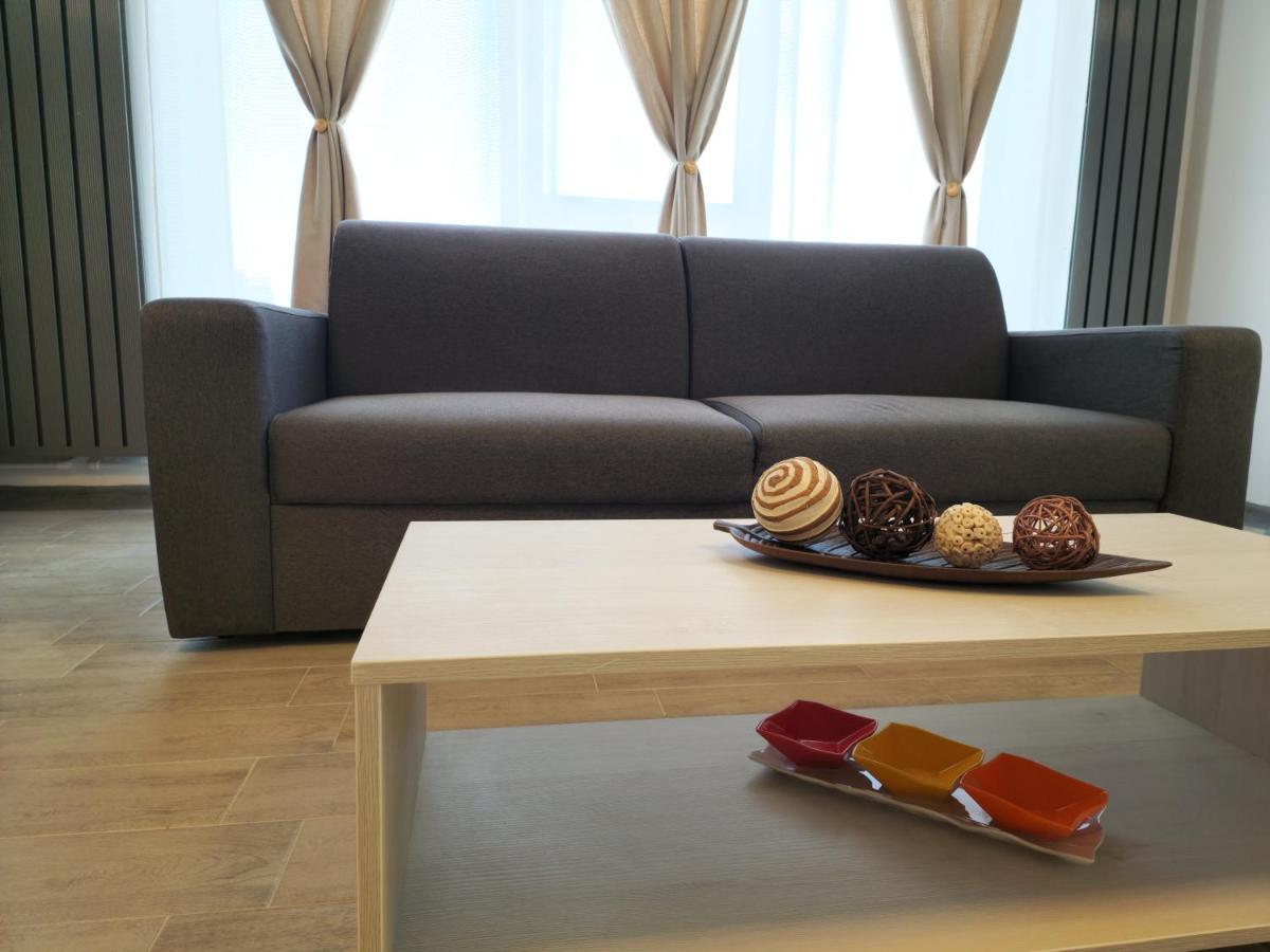 Cristalex Aparthotel & Spa Mamaia Nord Năvodari Buitenkant foto