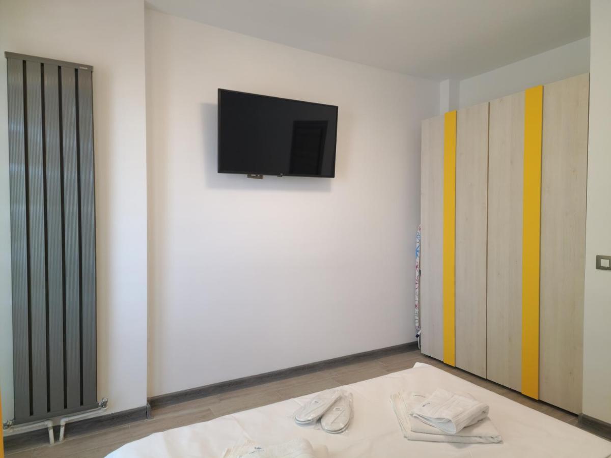 Cristalex Aparthotel & Spa Mamaia Nord Năvodari Buitenkant foto