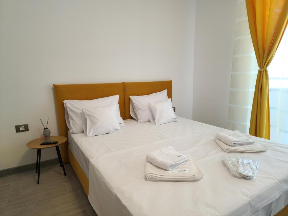 Cristalex Aparthotel & Spa Mamaia Nord Năvodari Buitenkant foto
