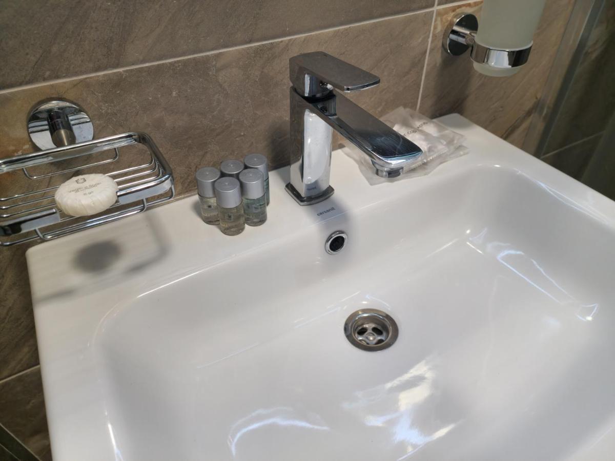 Cristalex Aparthotel & Spa Mamaia Nord Năvodari Buitenkant foto