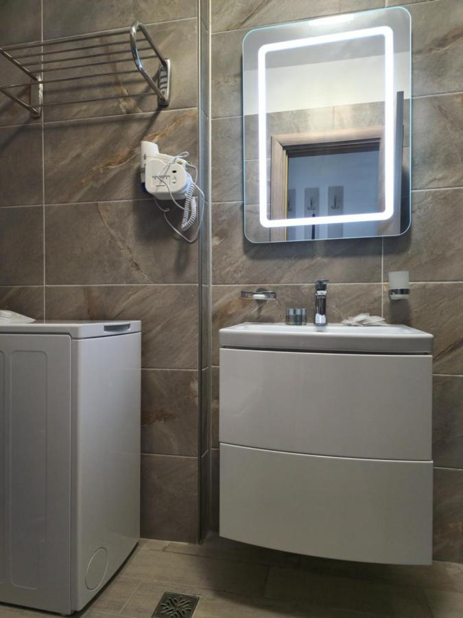 Cristalex Aparthotel & Spa Mamaia Nord Năvodari Buitenkant foto