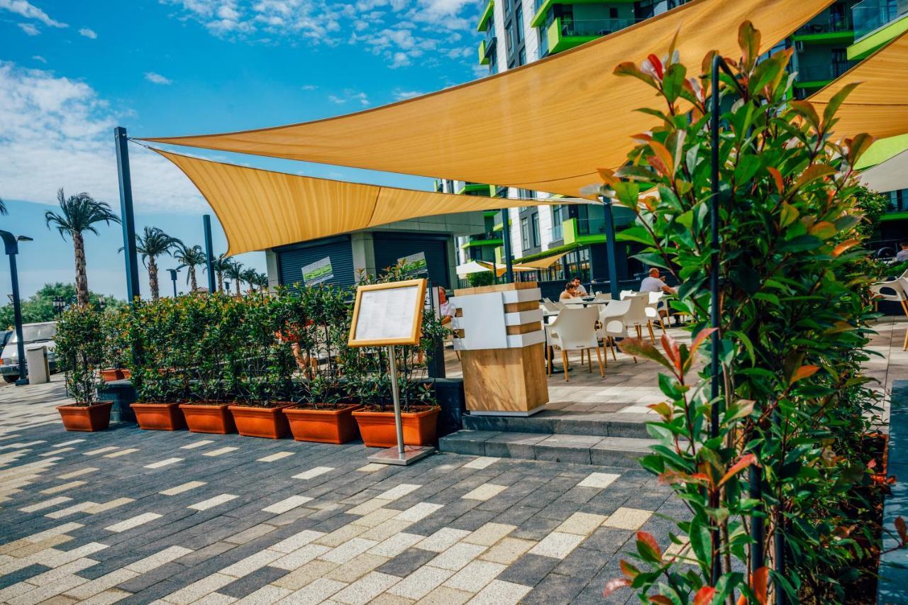 Cristalex Aparthotel & Spa Mamaia Nord Năvodari Buitenkant foto