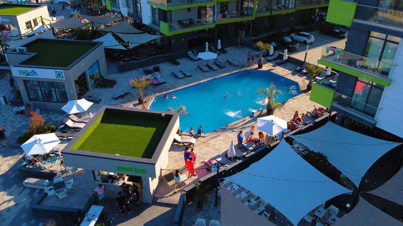 Cristalex Aparthotel & Spa Mamaia Nord Năvodari Buitenkant foto